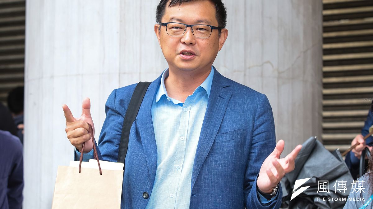 針對前行政院長賴清德質疑英營動用「國家機器」介入民進黨總統初選,賴清德辦公室發言人李退之24日為此緩頰。(資料照,顏麟宇攝) 針對前行政院長賴清德質疑英營動用「國家機器」介入民進黨總統初選,賴清德辦公室發言人李退之24日為此緩頰。(資料照,顏麟宇攝)