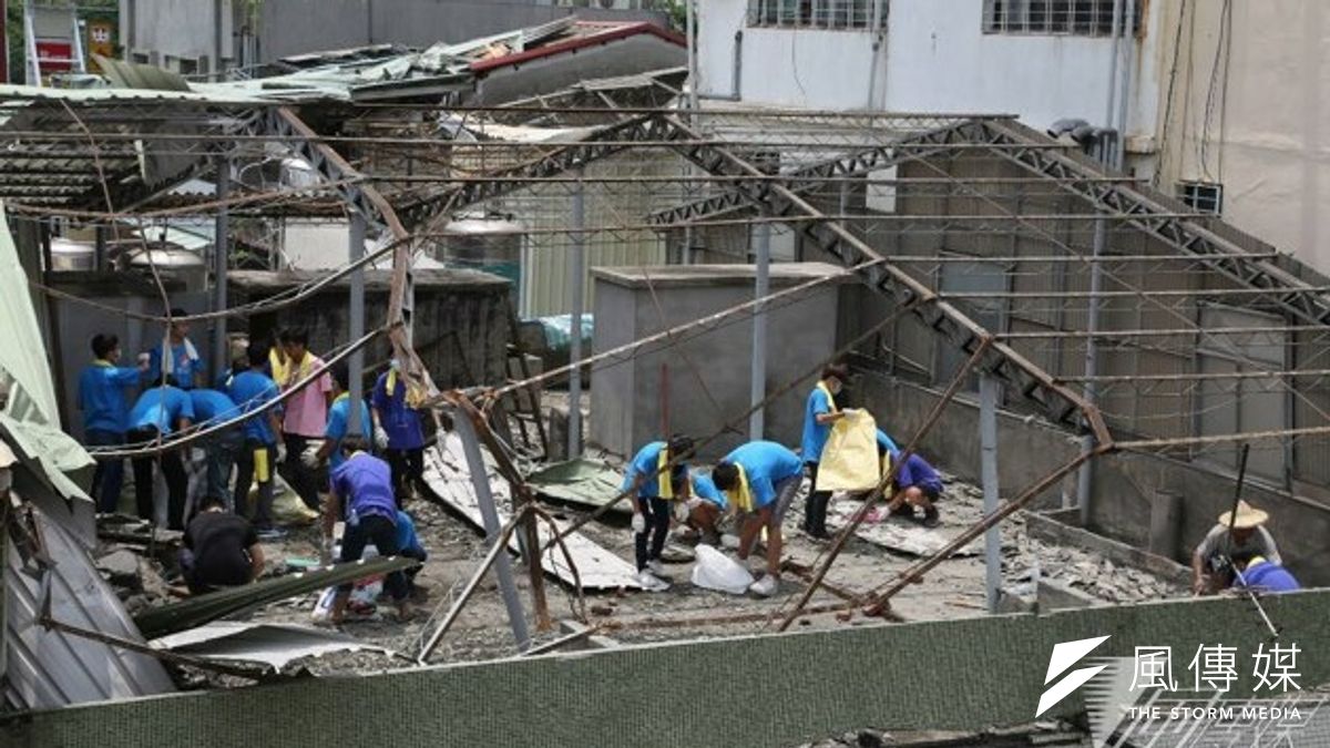 高雄氣爆死傷人數持續上攀,經濟部長次長杜紫軍3日說明最新情況。(宋小海攝) 高雄氣爆死傷人數持續上攀,經濟部長次長杜紫軍3日說明最新情況。(宋小海攝)