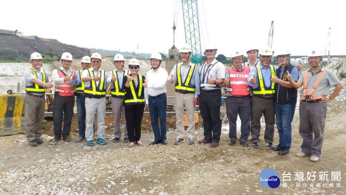 花博聯外道路橋樑進度超前 趕明年九月試營運前通車 花博聯外道路橋樑進度超前 趕明年九月試營運前通車