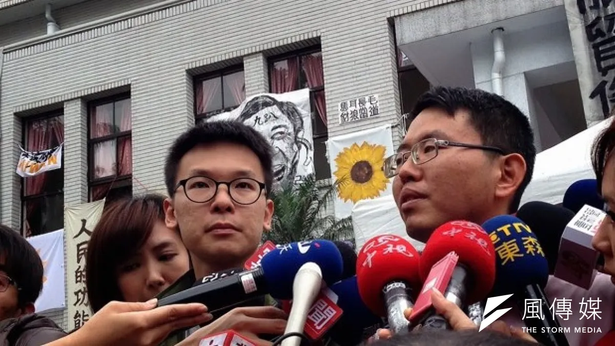 318學運佔領立法院活動持續進行,10多天來的抗爭行動,引起周邊住戶反彈,學運總指揮林飛帆3日上午出面向週邊住戶道歉。(羅暐智攝)