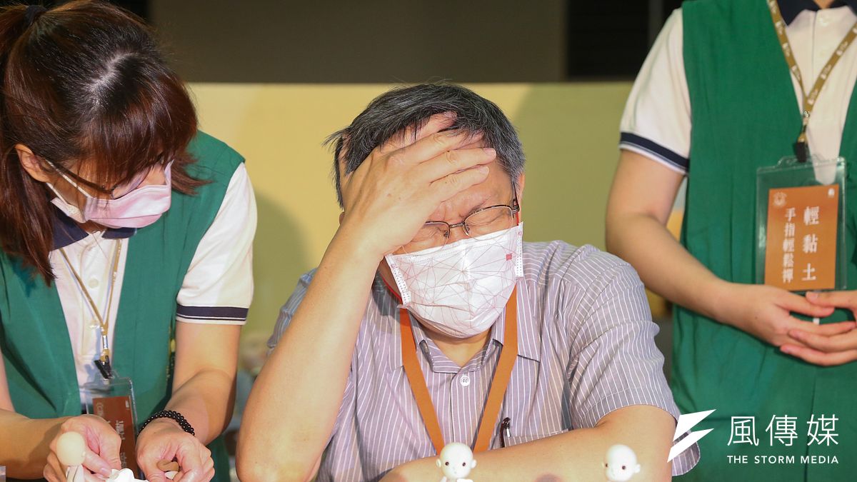 台北市長柯文哲(見圖)12日指出,「許多」確診者曾在4、5月份到中南部進香,而且大家都是共餐同住沒戴口罩。(資料照,顏麟宇攝) 台北市長柯文哲(見圖)12日指出,「許多」確診者曾在4、5月份到中南部進香,而且大家都是共餐同住沒戴口罩。(資料照,顏麟宇攝)