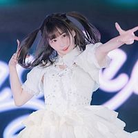 佳那(KANA-KANA)は最近、SNSで「台湾大学法学部を卒業したのにアイドルを選んだ」という投稿が話題となった。この件についての反応を聞かれた際、彼女は「全く悲しくなかった」と率直に語った。Zi:zoo Taipei Co., Ltd. 佳那(KANA-KANA)は最近、SNSで「台湾大学法学部を卒業したのにアイドルを選んだ」という投稿が話題となった。この件についての反応を聞かれた際、彼女は「全く悲しくなかった」と率直に語った。Zi:zoo Taipei Co., Ltd.