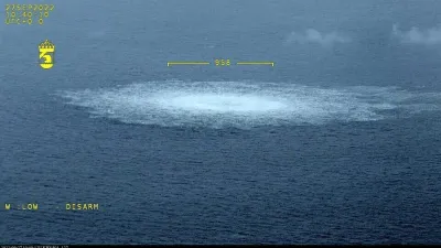 2022年9月,歐洲波羅的海的「北溪」天然氣管線遭到破壞,大量天然氣外洩。(美聯社)