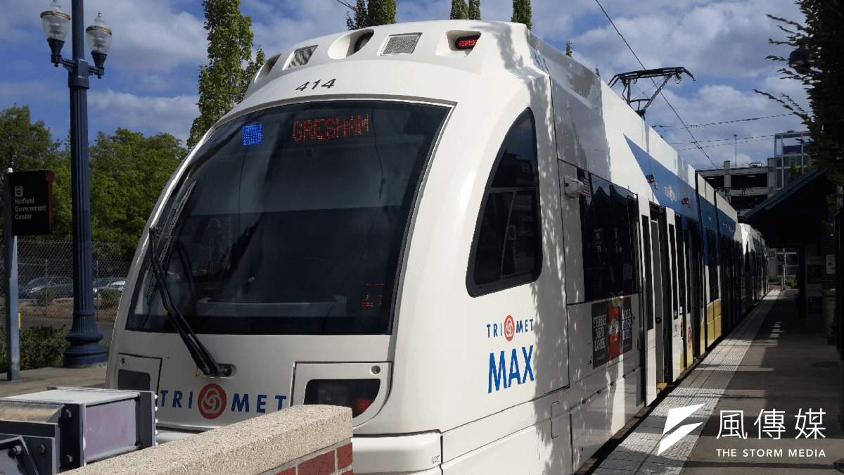 波特蘭輕軌電車設計的人性化,可以給準備興建輕軌的高雄市參考。(作者提供) 波特蘭輕軌電車設計的人性化,可以給準備興建輕軌的高雄市參考。(作者提供)