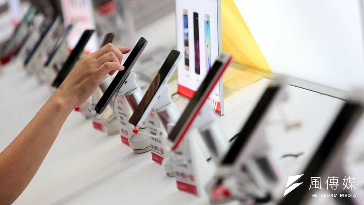 PC早已不行,手機與平板成長又陷停滯,全球經濟走低,一股裁員風隱約刮起。(資料照片,余志偉攝) PC早已不行,手機與平板成長又陷停滯,全球經濟走低,一股裁員風隱約刮起。(資料照片,余志偉攝)