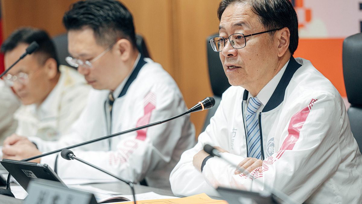 提早因應可能的旱災,張善政呼籲市民與企業「有水當思無水之苦」,一起共同節約用水。(圖/桃園市政府提供) 提早因應可能的旱災,張善政呼籲市民與企業「有水當思無水之苦」,一起共同節約用水。(圖/桃園市政府提供)