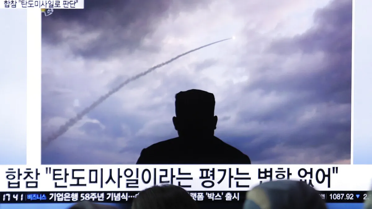 北韓2日再度發射不明飛行物,這也是8天來北韓第三度試射武器。(美聯社)