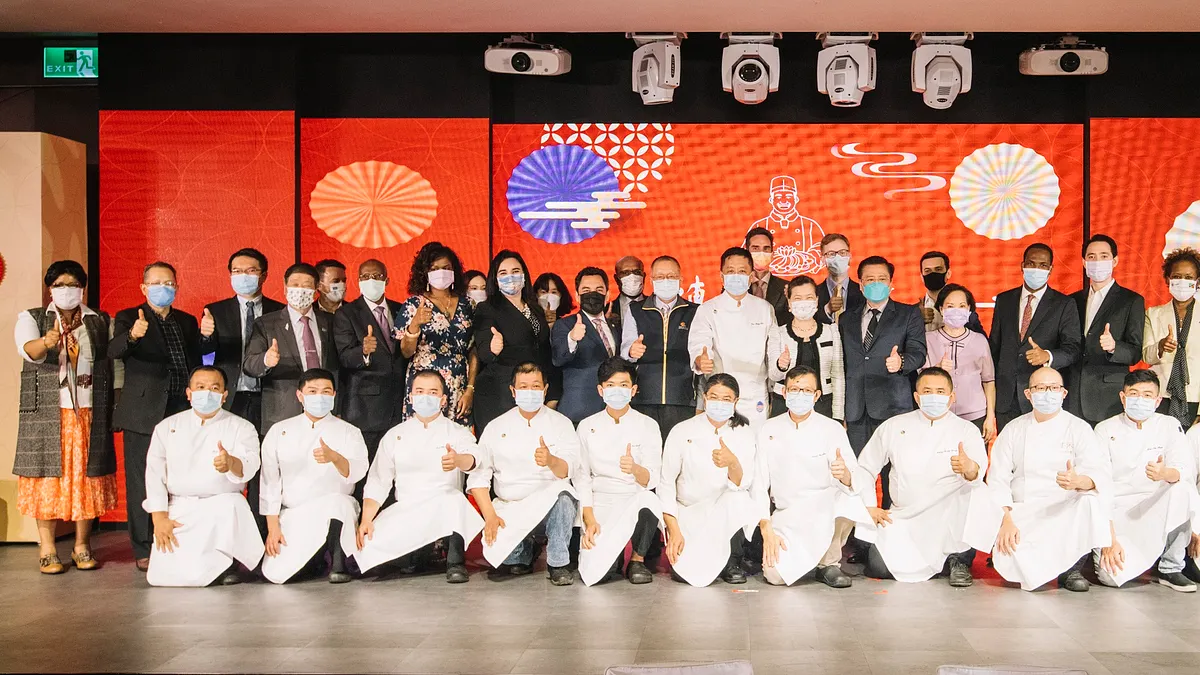 世代名廚聯手演繹 臺菜風華傳承飄香。(圖/業者提供)