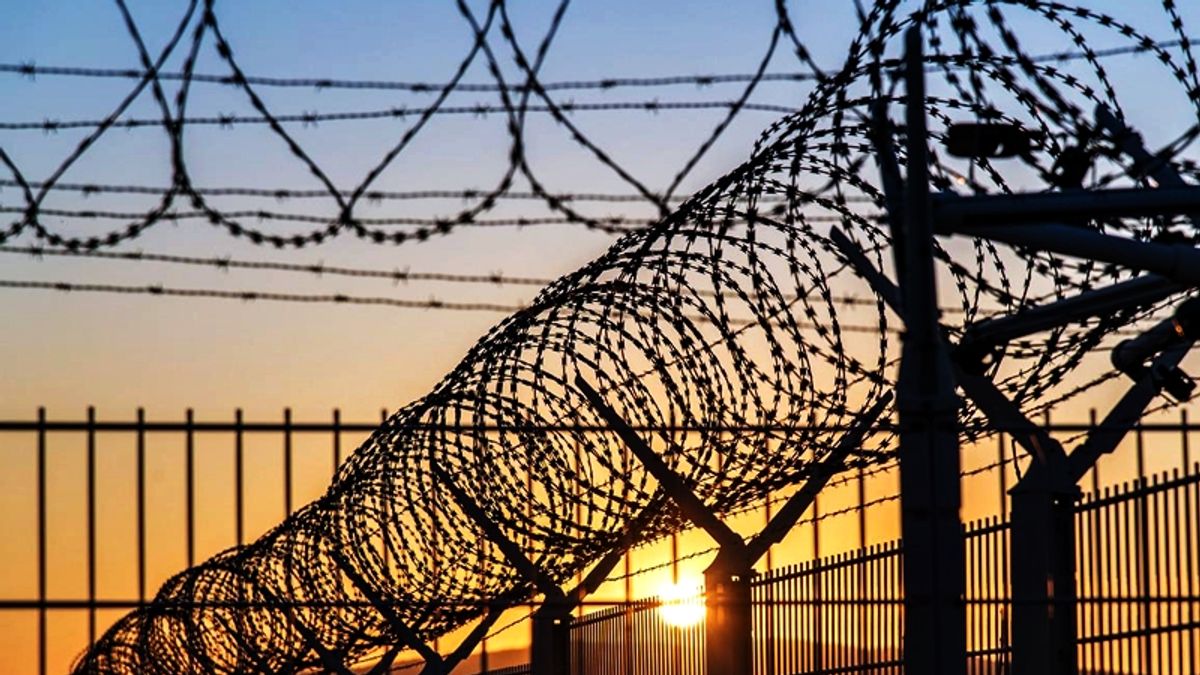 明明沒殺人,為什麼要逃?回顧如今「台灣最高齡死刑犯」的一生,是台灣司法最離奇的、留長髮也能成為「前科」的黑歷史...(示意圖,phtorxp@pixabay) 明明沒殺人,為什麼要逃?回顧如今「台灣最高齡死刑犯」的一生,是台灣司法最離奇的、留長髮也能成為「前科」的黑歷史...(示意圖,phtorxp@pixabay)