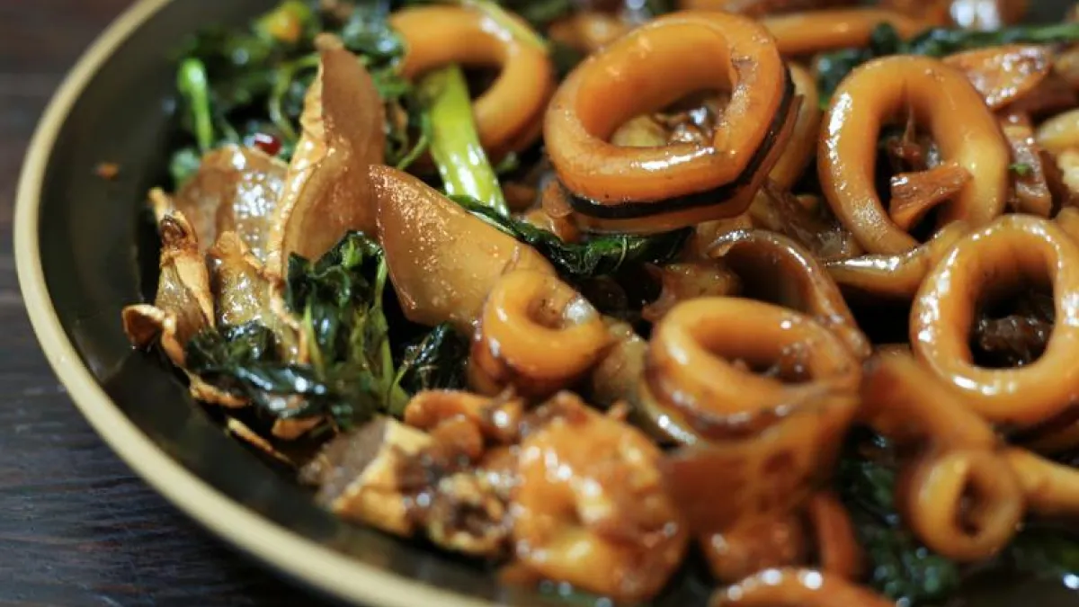 熱炒是台灣很重要的美食文化,熱炒店遍佈全台,各式鹹香辛辣的料理,飽了脾胃,也撫慰每個疲憊了一天的心靈。(圖/食力foodNEXT)