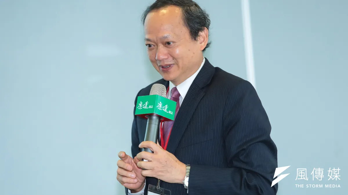 武漢肺炎疫情延燒,前衛生署長葉金川(見圖)認為疫情要到6月才會有比較樂觀的變化。(資料照,顏麟宇攝)
