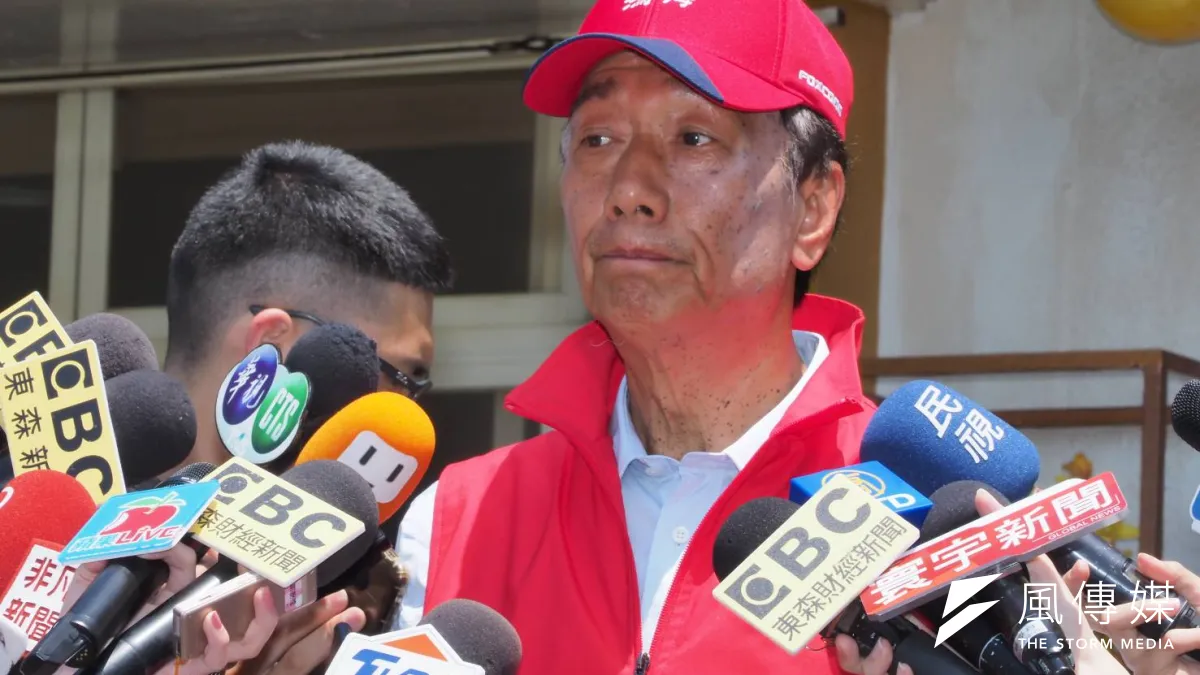 鴻海集團旗下子公司睿綸生技,被懷疑經量身打造放寬標準取得中科標案;鴻海強調,是經過公開公正評選得標。圖為鴻海董事長郭台銘。(資料照,新新聞林瑞慶攝)