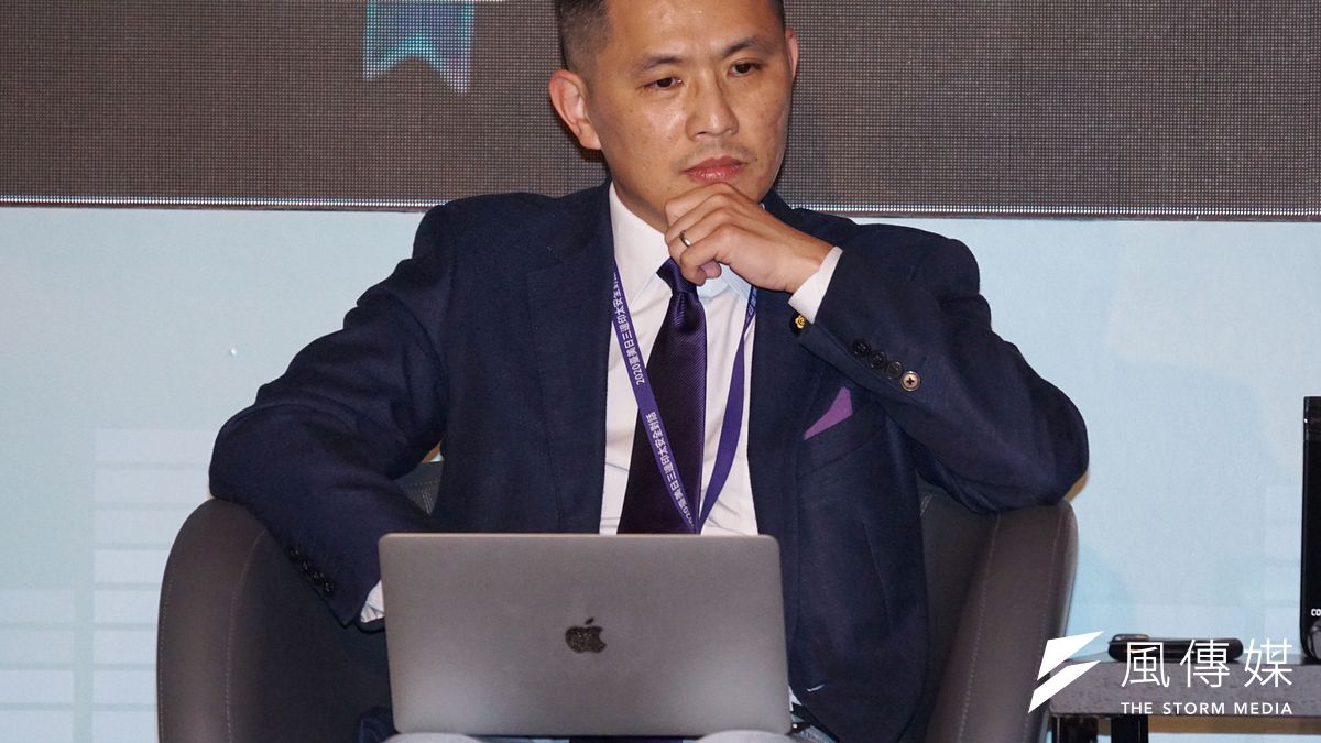 陳以信批蔡政府邦交國拿不下新的,就拿對外設處來充數 。(盧逸峰攝) 陳以信批蔡政府邦交國拿不下新的,就拿對外設處來充數 。(盧逸峰攝)