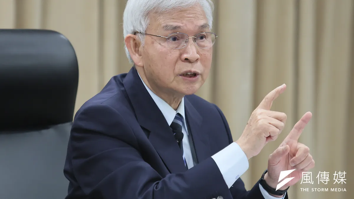 屈服於政治壓力下,葬送央行獨立性,央行總裁楊金龍得無愧乎?(資料照片,柯承惠攝)