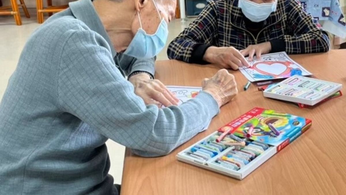 屏東縣政府積極布建日間照顧服務中心,盼能真正落實在地老化、活力老化的目標。(圖/屏東縣長期照護管理中心提供) 屏東縣政府積極布建日間照顧服務中心,盼能真正落實在地老化、活力老化的目標。(圖/屏東縣長期照護管理中心提供)