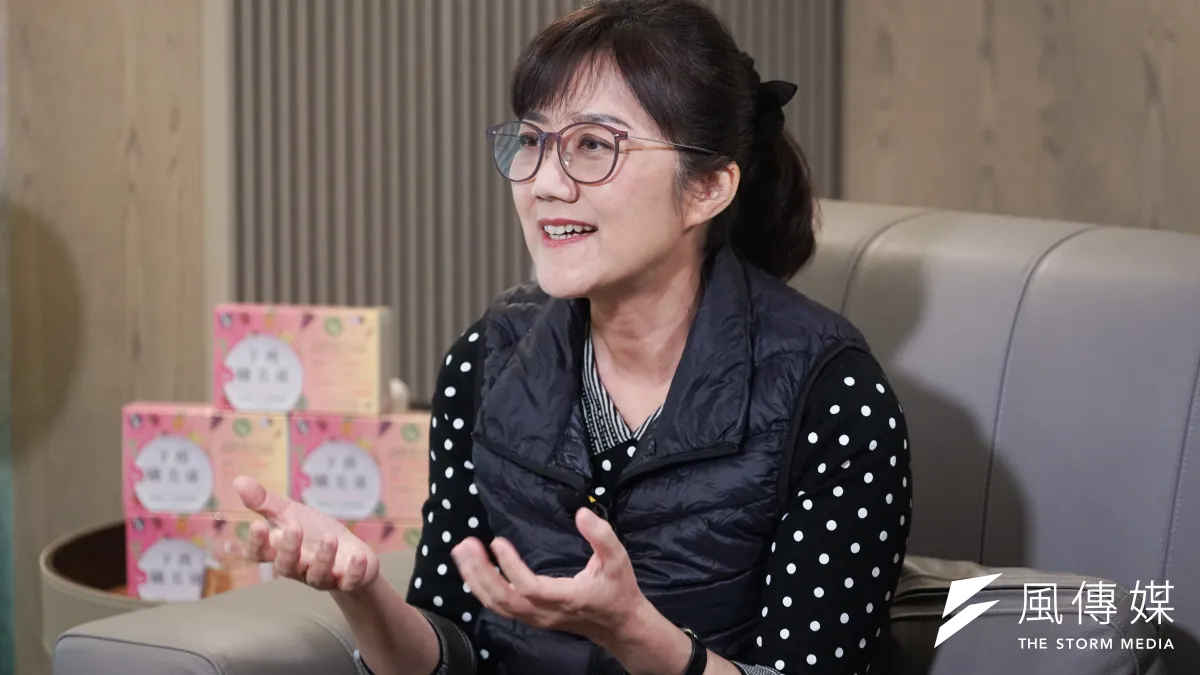 以無黨籍參選的新竹市立委參選人柯美蘭上「下班瀚和你聊」表示醫師在看病時是不分黨派顏色的,相信找自己看過病的病人,都會將票投給她。(蔡親傑攝)