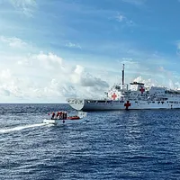 中国海軍「シルクロード・アーク」号、海外で「ミッション・ハーモニー2025」任務を実施。(写真/新華社) 中国海軍「シルクロード・アーク」号、海外で「ミッション・ハーモニー2025」任務を実施。(写真/新華社)