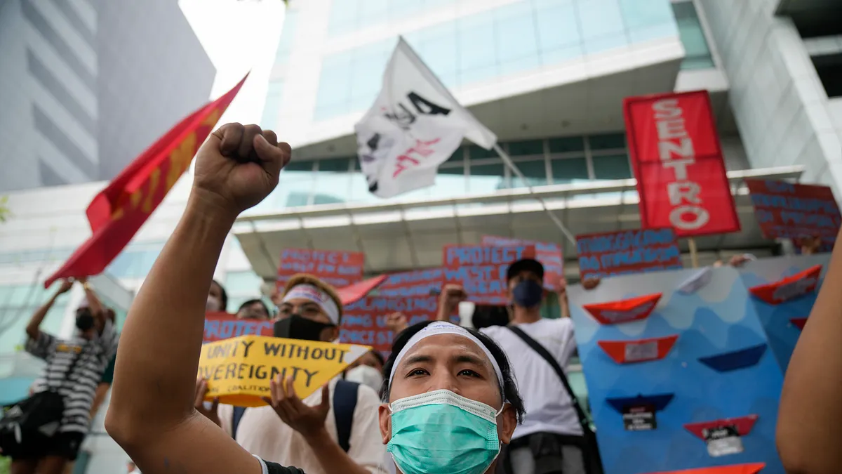 2022年7月,南海仲裁6周年,菲律賓民眾抗議中國侵犯主權(AP) 2022年7月,南海仲裁6周年,菲律賓民眾抗議中國侵犯主權(AP)