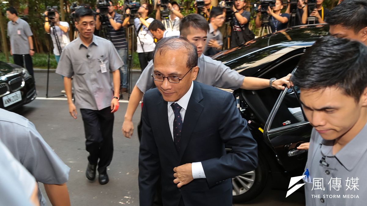 就任四個多月,行政院長林全臉上的笑容顯然少了。(顏麟宇攝) 就任四個多月,行政院長林全臉上的笑容顯然少了。(顏麟宇攝)