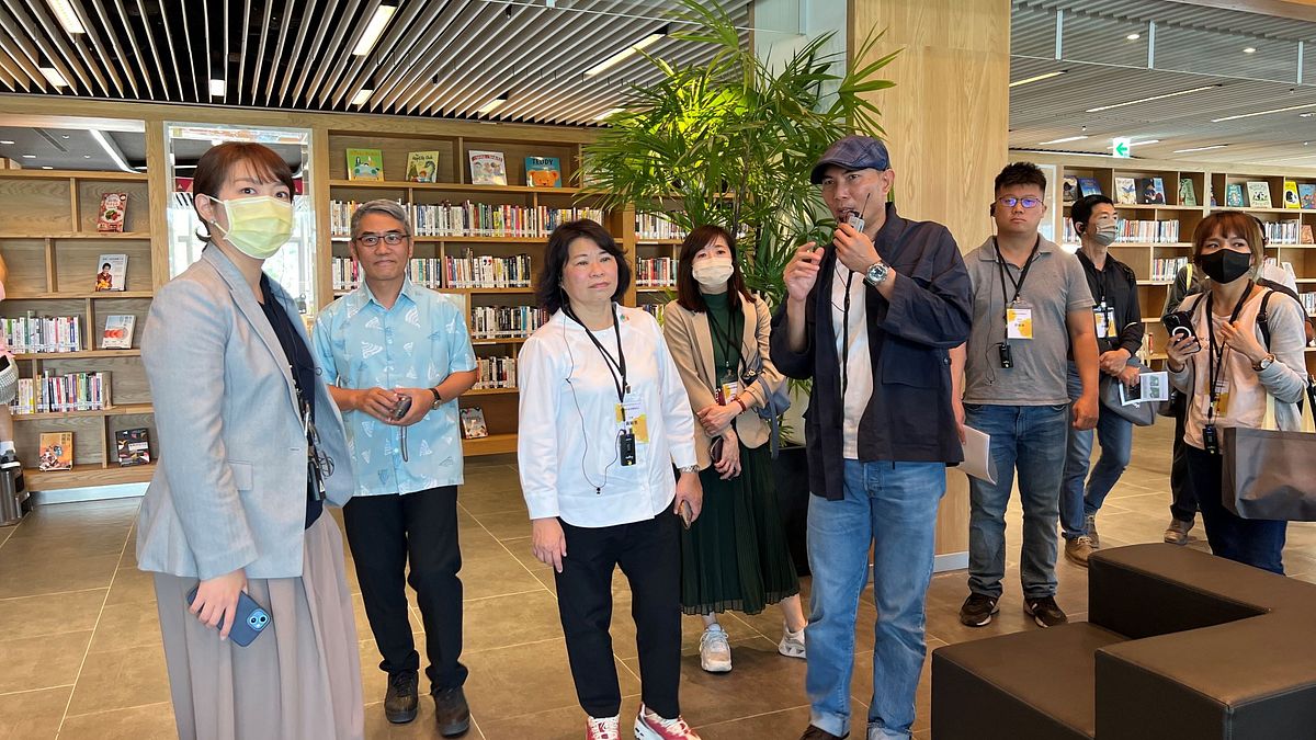 嘉義市長黃敏惠率領市府團隊至屏東取經。(圖/屏東縣政府文化處提供) 嘉義市長黃敏惠率領市府團隊至屏東取經。(圖/屏東縣政府文化處提供)