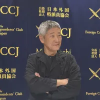 小林薫が『深夜食堂』新シリーズの記者会見で『風傳媒(ストームメディア)』の質問に応じ、一流の映画スタッフが集結した「奇跡」を語るとともに、台湾女優のゲスト出演や、未発表の海外配信計画について明かした。(黄信維撮影) 小林薫が『深夜食堂』新シリーズの記者会見で『風傳媒(ストームメディア)』の質問に応じ、一流の映画スタッフが集結した「奇跡」を語るとともに、台湾女優のゲスト出演や、未発表の海外配信計画について明かした。(黄信維撮影)