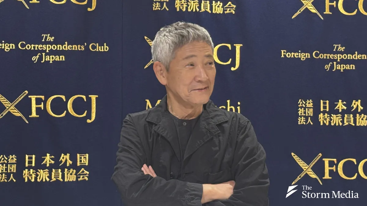 Kobayashi Kaoru meets the press at Tokyo's Foreign Correspondents' Club of Japan on September 24, where he announced that a Taiwanese actress will guest star in the new, seventh season of Midnight Diner. (Storm Media/Huang Hsin-wei)