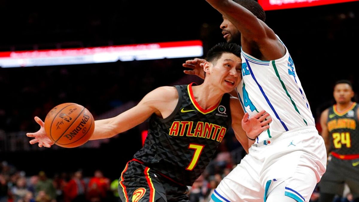 林書豪替補砍下13分,老鷹依舊不敵黃蜂。(美聯社) 林書豪替補砍下13分,老鷹依舊不敵黃蜂。(美聯社)