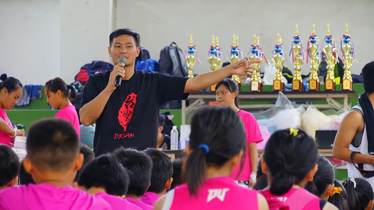 陳璽翔教練創立夢想雲林,目標是希望能夠幫助偏鄉學子,給他們勇於面對人生困境的態度。(圖由 NK WOLVES 提供)