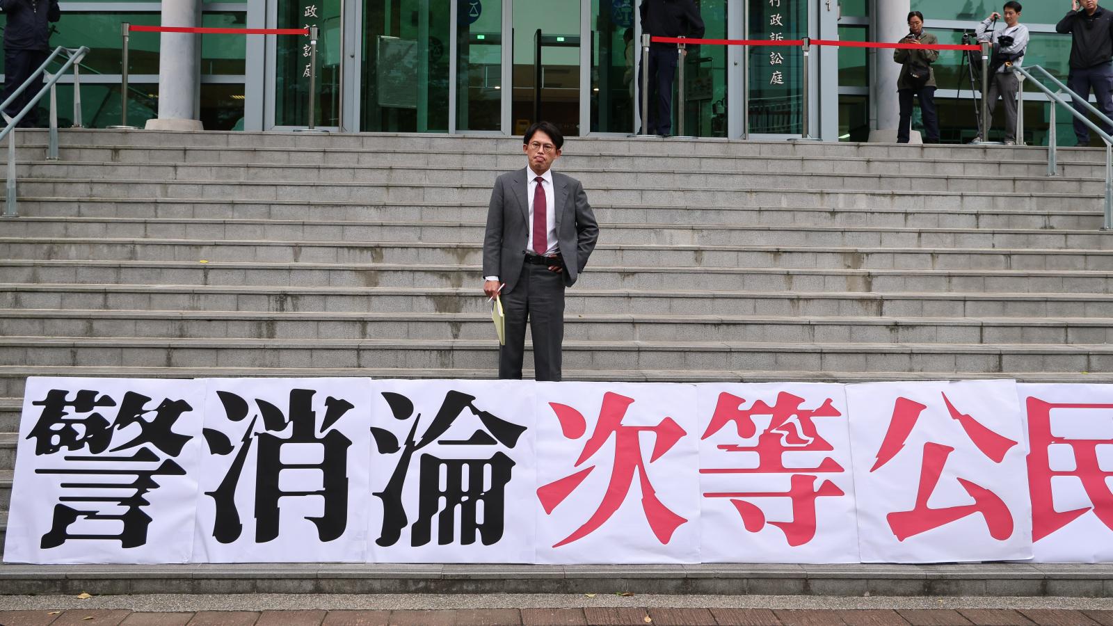 警消退休金差額爭議!政院挨轟操兩面手法 黃國昌:會議紀錄為何不給看?
