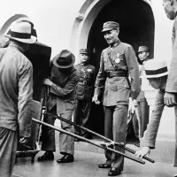 時任軍事委員會委員長的蔣中正在1937年的照片。(資料照,美聯社) 時任軍事委員會委員長的蔣中正在1937年的照片。(資料照,美聯社)