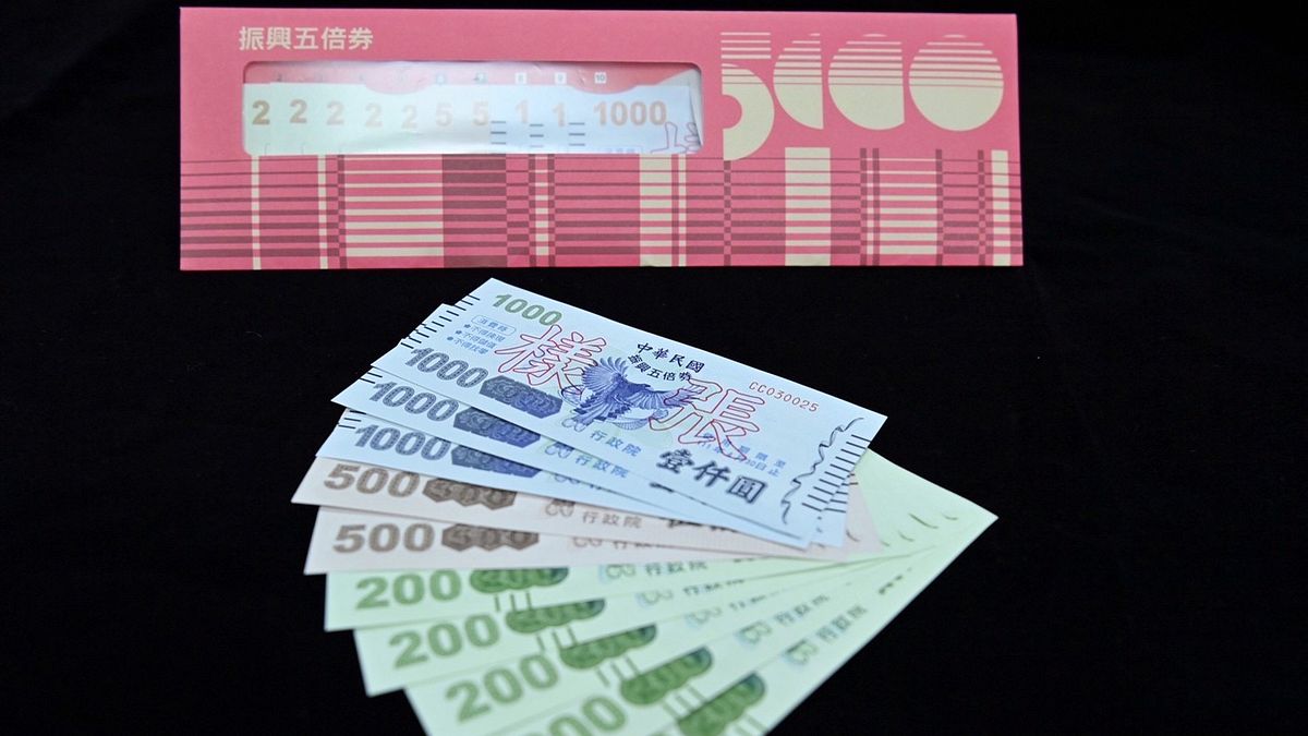 最晚公布五倍券優惠方案的台中搭配購物節活動,推出消費抽現金獎的構思。(資料照,行政院提供) 最晚公布五倍券優惠方案的台中搭配購物節活動,推出消費抽現金獎的構思。(資料照,行政院提供)