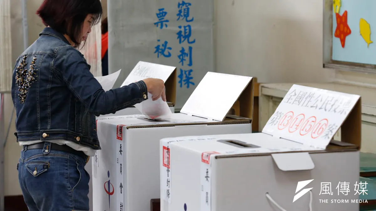 民進黨立法院黨團今(14)日提案召開臨時會,並羅列19項法案,其中包括國民黨極力反對的《公民投票法》。(資料照,郭晉瑋攝)