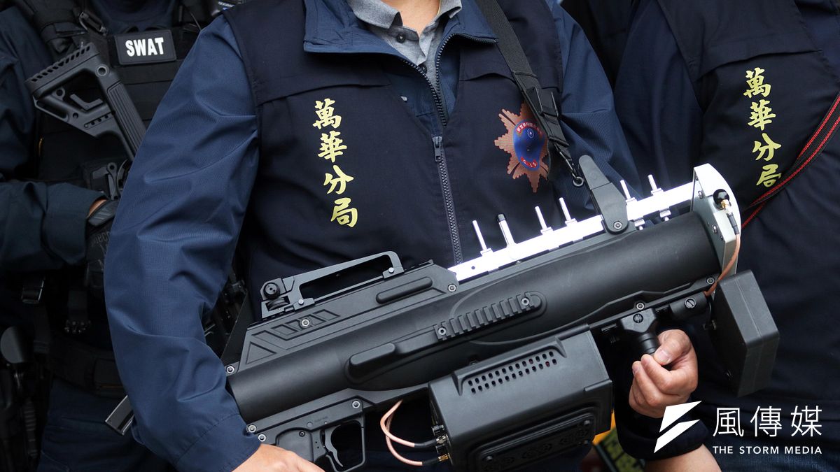 20190216-圖為是空拍機攔截槍。(蘇仲泓攝) 20190216-圖為是空拍機攔截槍。(蘇仲泓攝)