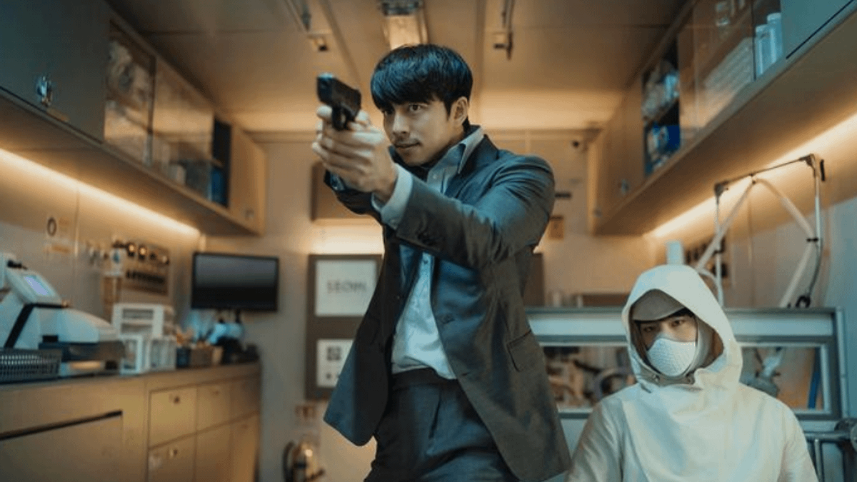 韓國電影《永生戰》(SEOBOK)取材自複製人議題,探討生命延續意義。(圖/取自方格子Vocus) 韓國電影《永生戰》(SEOBOK)取材自複製人議題,探討生命延續意義。(圖/取自方格子Vocus)