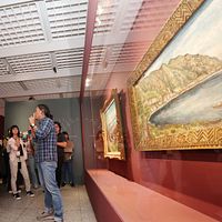 文化部長李遠(左一)、嘉義市長黃敏惠(左二)參加「走揣・咱的所在:陳澄波百三特展」,在台灣大學地理系副教授洪廣冀(右一)導覽下參觀展場。(文化部提供) 文化部長李遠(左一)、嘉義市長黃敏惠(左二)參加「走揣・咱的所在:陳澄波百三特展」,在台灣大學地理系副教授洪廣冀(右一)導覽下參觀展場。(文化部提供)