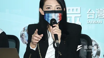 台灣民眾黨新竹市長參選人高虹安召開「公佈辛辛那提大學學倫單位聲明」記者會。(蔡親傑攝)