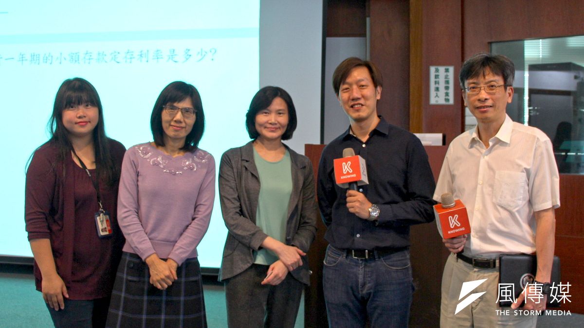 義守大學財務金融學系邀請資深財經媒體人盧燕俐專題演講,提供師生難得實務交流機會。(圖/徐炳文攝) 義守大學財務金融學系邀請資深財經媒體人盧燕俐專題演講,提供師生難得實務交流機會。(圖/徐炳文攝)