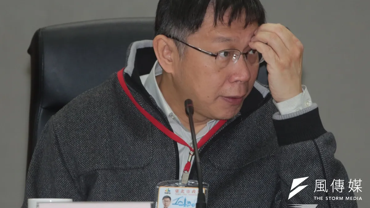 台北市長柯文哲4日表示,北市已選好22處公辦都更地點,為避免房價炒作,暫不公開位置。圖為4日上午柯文哲與里長座談。(余志偉攝)