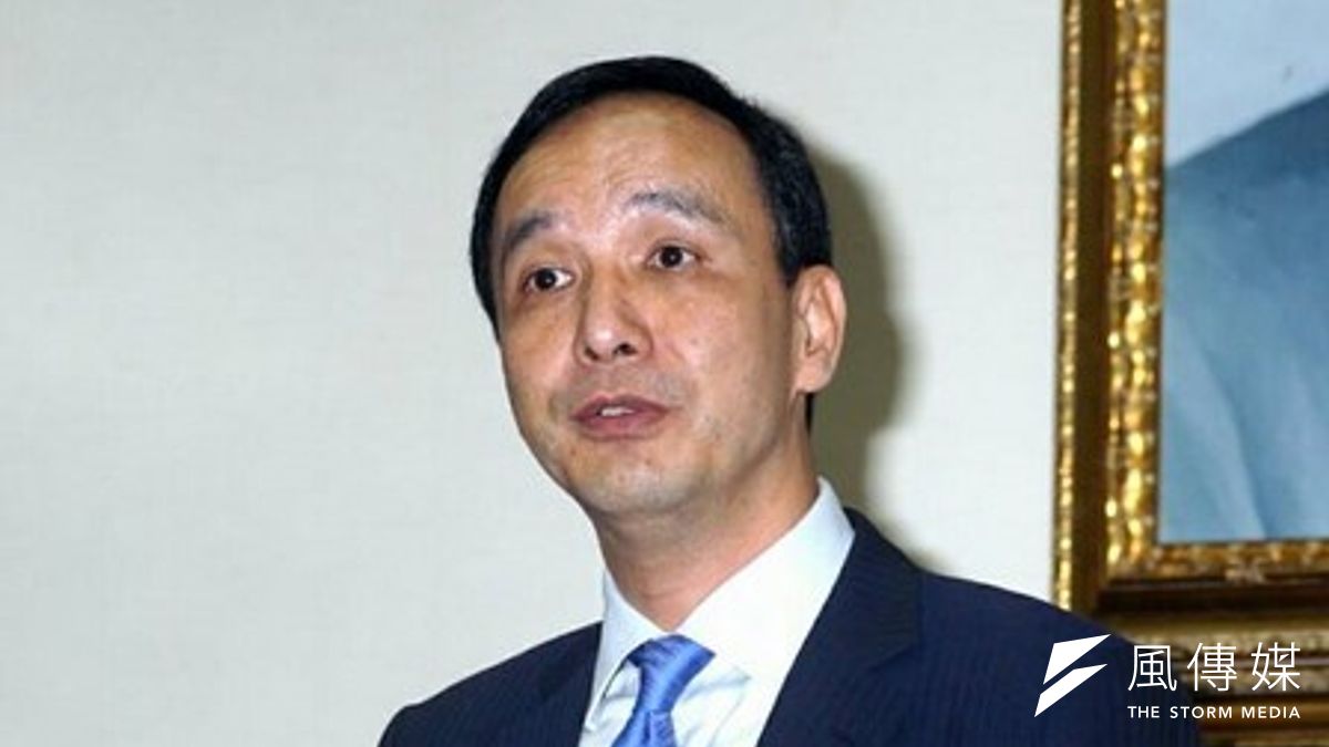 國民黨黨主席朱立倫即將出發赴陸,並進行朱習會,他在行前舉行記者會。(蘇仲泓攝) 國民黨黨主席朱立倫即將出發赴陸,並進行朱習會,他在行前舉行記者會。(蘇仲泓攝)