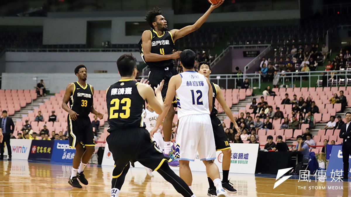 1125 金門酒廠 Vs 達欣工程,SBL超級籃球聯賽。(余柏翰攝) 1125 金門酒廠 Vs 達欣工程,SBL超級籃球聯賽。(余柏翰攝)