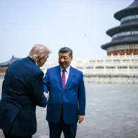 中国共産党の習近平総書記は今週訪米し、ドナルド・トランプ米大統領と今年2回目の米中首脳会談に臨む予定だ。台湾問題をめぐり、トランプ氏がさらに譲歩するのか注目が集まる。蘇起・元国家安全会議秘書長は、米国にはすでに台湾を守る意志も力もないとの見方を示している。(ホワイトハウス公式サイト) 中国共産党の習近平総書記は今週訪米し、ドナルド・トランプ米大統領と今年2回目の米中首脳会談に臨む予定だ。台湾問題をめぐり、トランプ氏がさらに譲歩するのか注目が集まる。蘇起・元国家安全会議秘書長は、米国にはすでに台湾を守る意志も力もないとの見方を示している。(ホワイトハウス公式サイト)