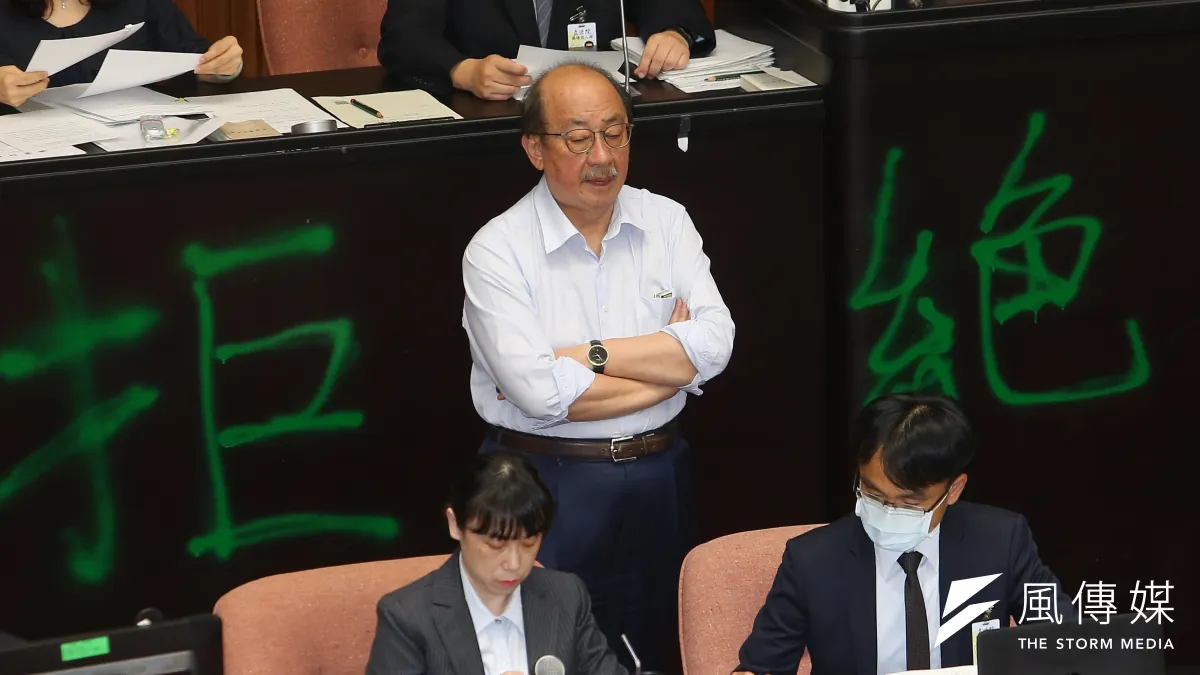 民進黨總召柯建銘指民團參審陪審併行的版本將是災難。(顏麟宇攝)