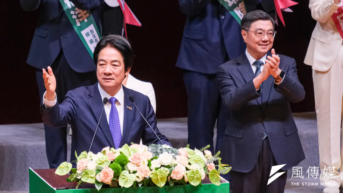 總統賴清德(左)、行政院長卓榮泰(右)就任兩年三個月,政治僵局完全無解。(劉偉宏攝)