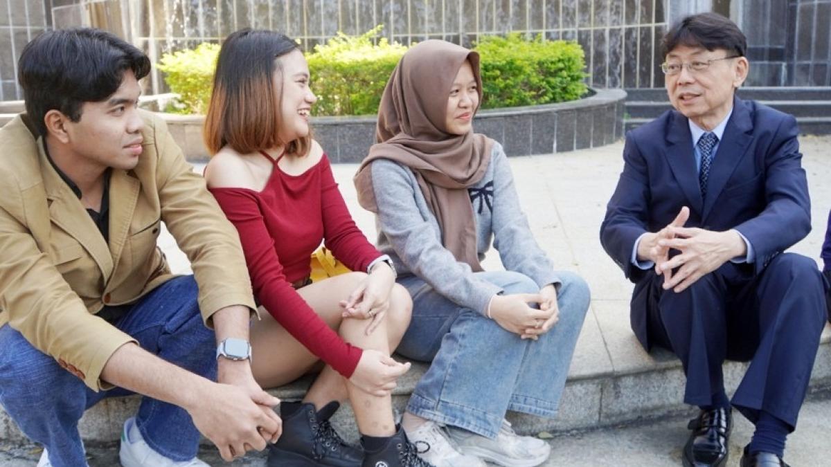 綠能黑科技進駐森林校園 大葉大學推全英語教學讓廢鋰電池重生接軌國際永續人才