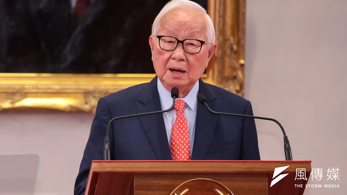 總統蔡英文3日上午宣布,今年亞太經合會(APEC)領袖代表由台積電創辦人張忠謀出任,張忠謀表示,會與APEC各國領袖討論小經濟體應如何挑戰及面對「大國高唱國家主義」的環境。(顏麟宇攝)