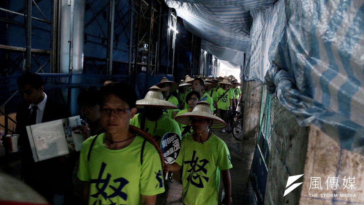 台電工會步行到監察院。(曾原信攝) 台電工會步行到監察院。(曾原信攝)
