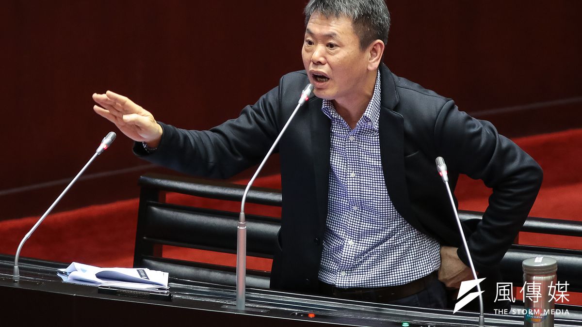 立法院內政委員會17日審查朝野立委6個版本的《兩岸協議監督條例草案》,但因無共識,召委林為洲召委宣布全案所有版本一併保留送朝野協商。(資料照,顏麟宇攝) 立法院內政委員會17日審查朝野立委6個版本的《兩岸協議監督條例草案》,但因無共識,召委林為洲召委宣布全案所有版本一併保留送朝野協商。(資料照,顏麟宇攝)