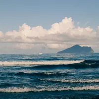 交通部観光署の統計によると、宜蘭県で今年1月から7月までに最も人気のあった観光スポットのトップ3は、大里外澳遊憩区、国立伝統芸術センター、武荖坑風景区であった。(イメージ写真/unsplashより) 交通部観光署の統計によると、宜蘭県で今年1月から7月までに最も人気のあった観光スポットのトップ3は、大里外澳遊憩区、国立伝統芸術センター、武荖坑風景区であった。(イメージ写真/unsplashより)