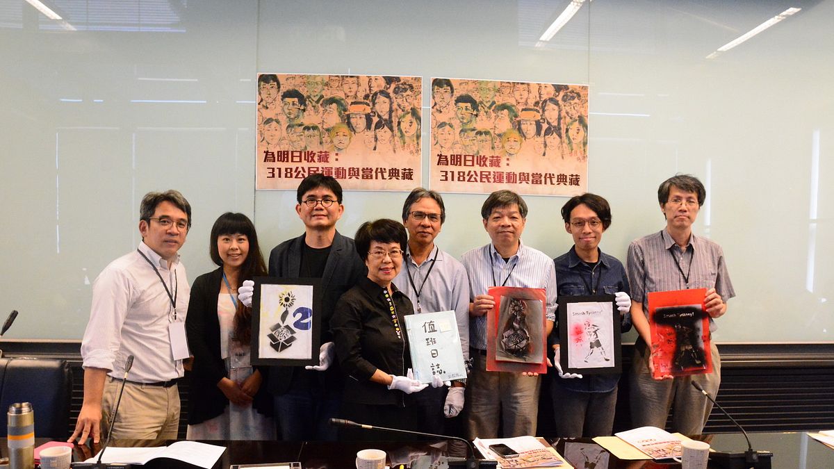 7200餘件318公民運動文物,已由中研院轉移至臺史博。(取自文化部) 7200餘件318公民運動文物,已由中研院轉移至臺史博。(取自文化部)