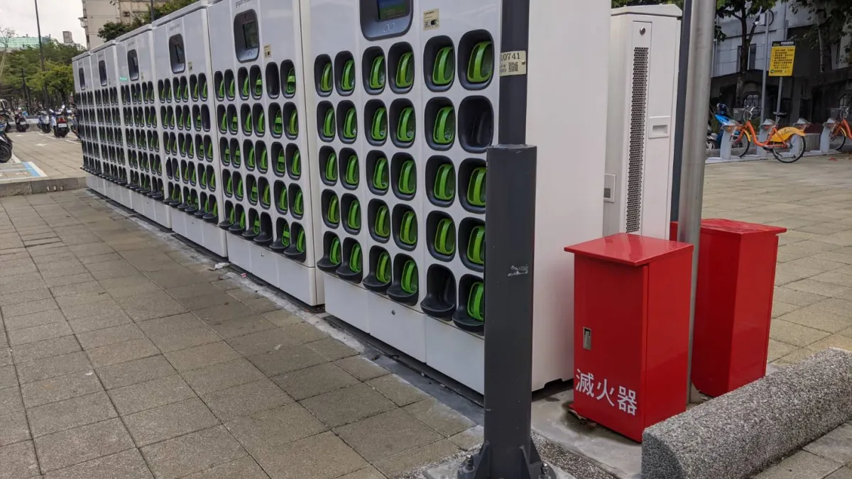 電動機車的優缺點有哪些?棄油轉電前一定要知道。(資料照/賴品瑀攝)